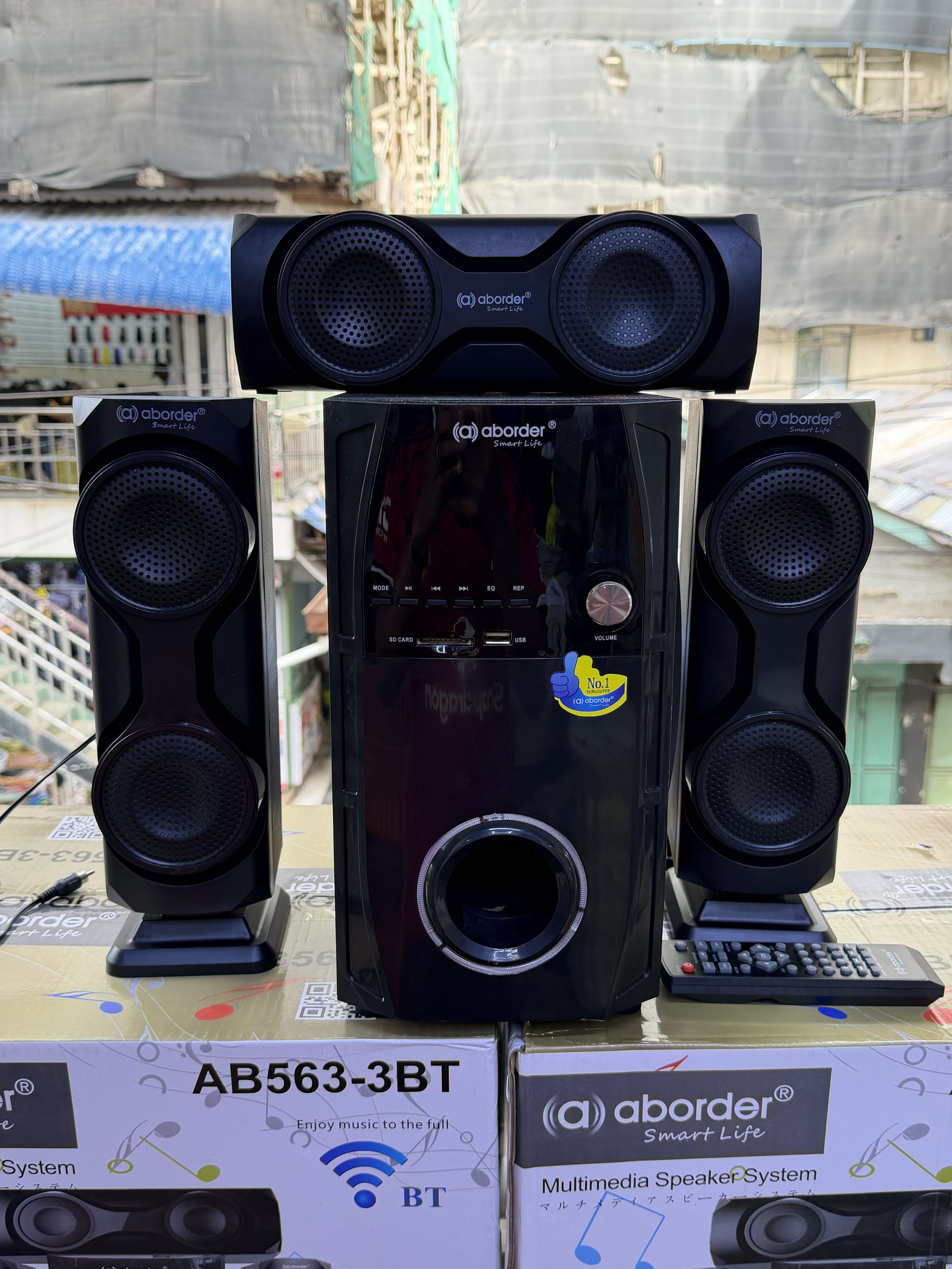 sabufa ya speaker tatu aborder