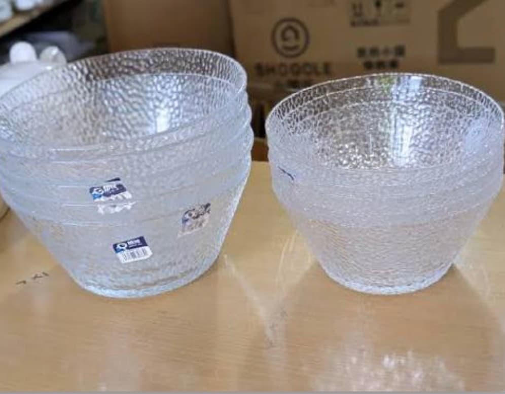 bakuli glass ndogo kabisa